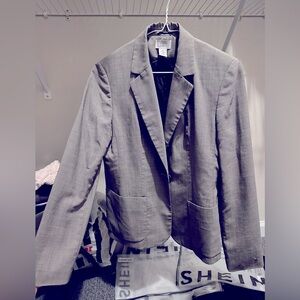 Gray blazer